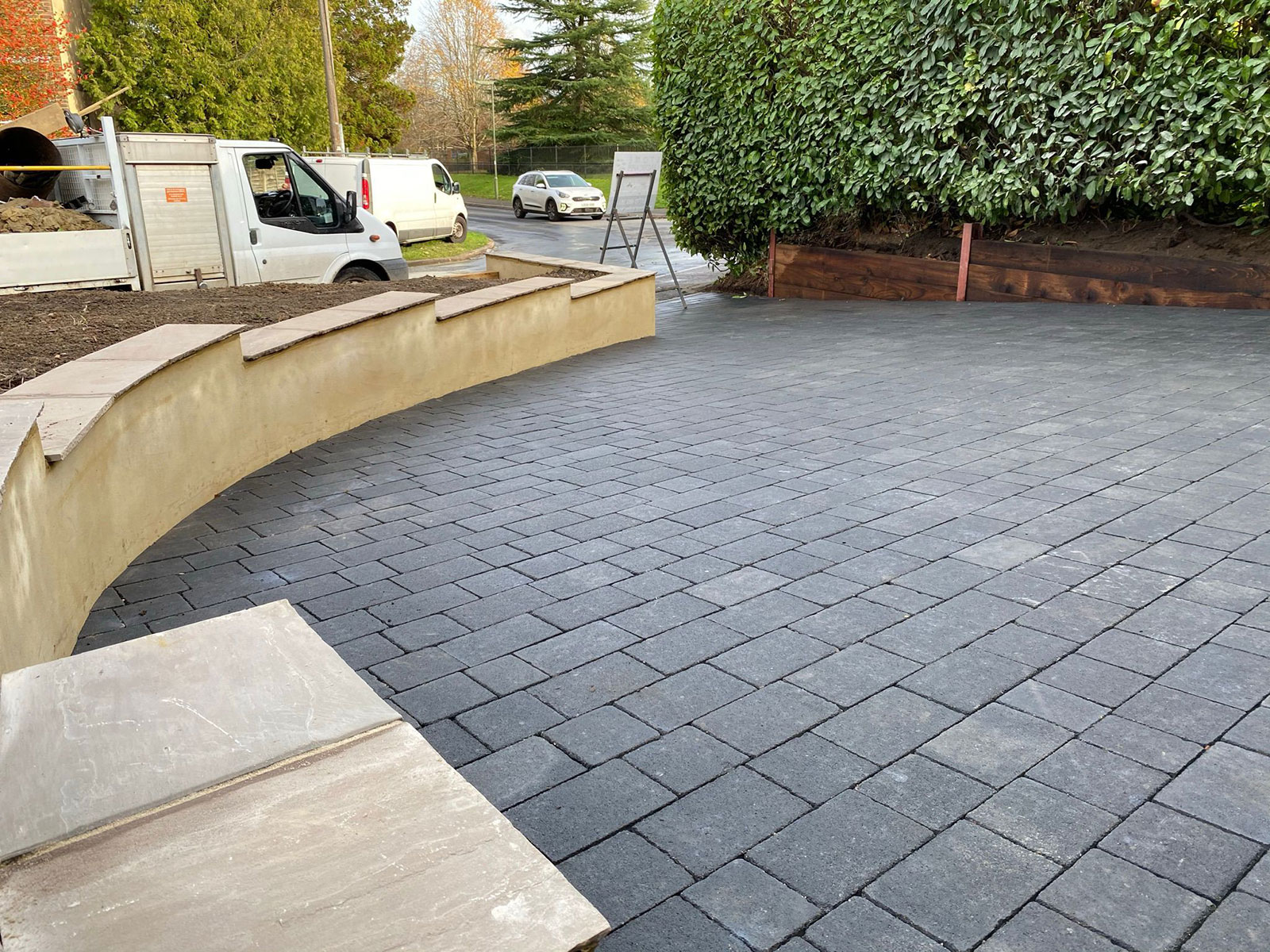 Driveway by Stone Landscapes, Woking, Surrey