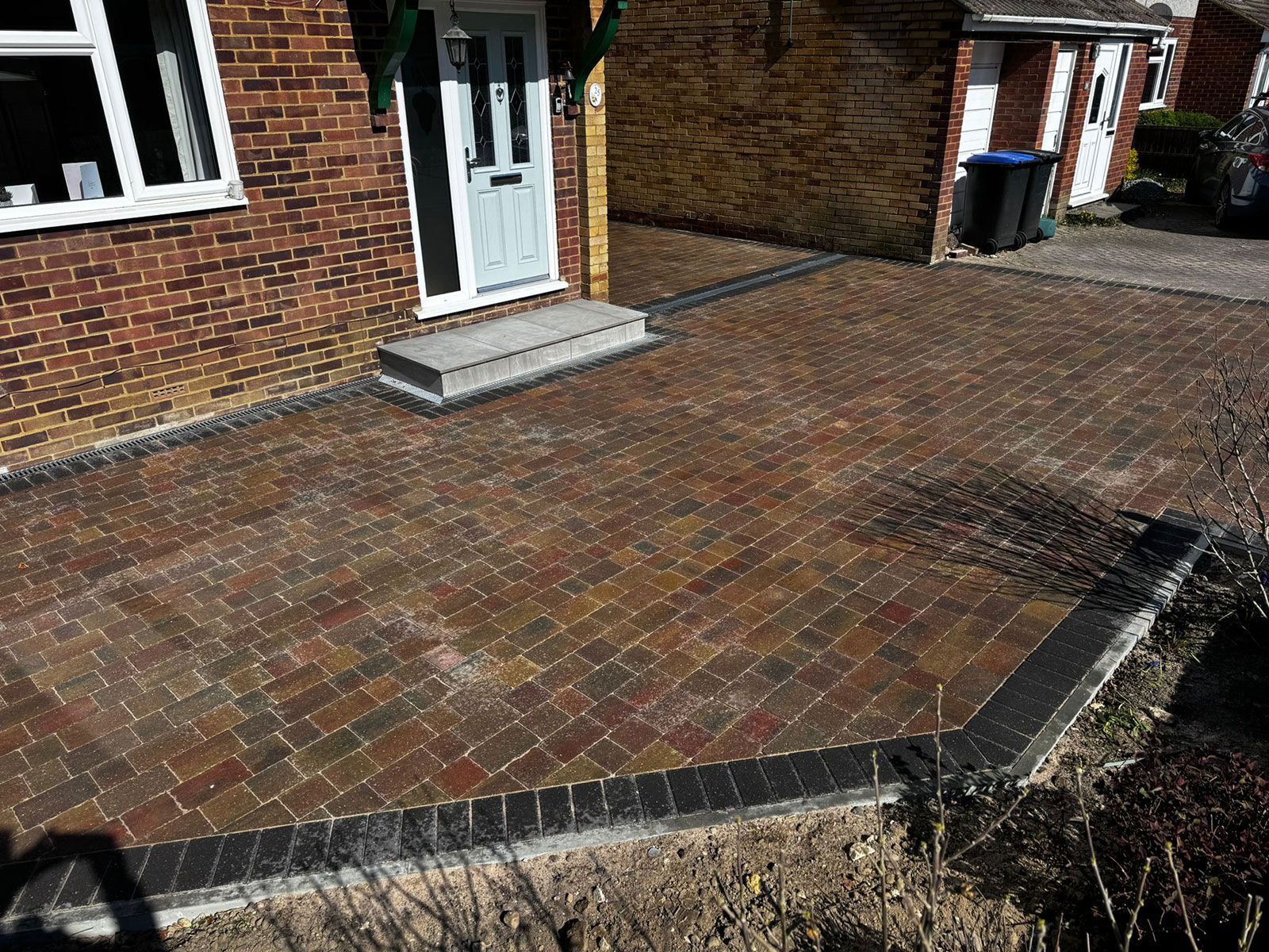 Driveway by Stone Landscapes, Woking, Surrey